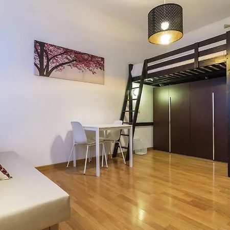 Brocchi 15 Bright Brend New Apt Citta Studi 米兰